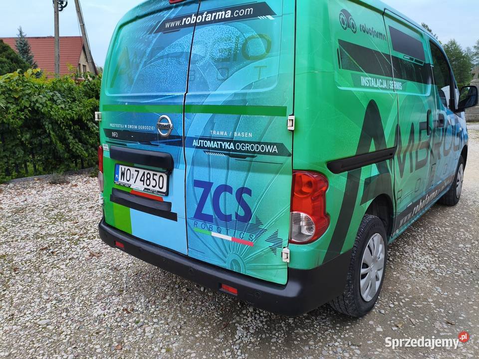 Prywatny bus Zadbany Nissan NV 200 salon Polska