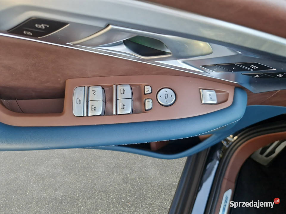 BMW XM PHEV sport Z Polskiego Salonu Faktura VAT mazowieckie Warszawa sprzedam