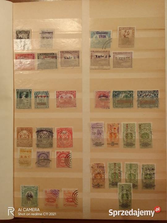 Klaser ze starymi znaczkami