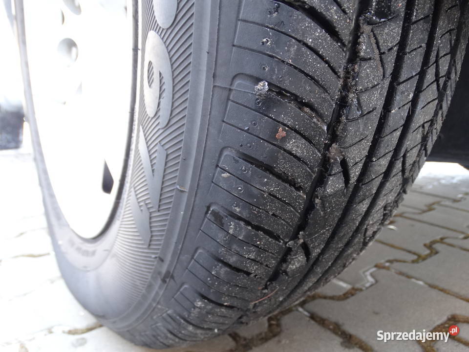 Toyota Rav 4 2005 4x4 klima bez rdzydo jazdy sprzedam