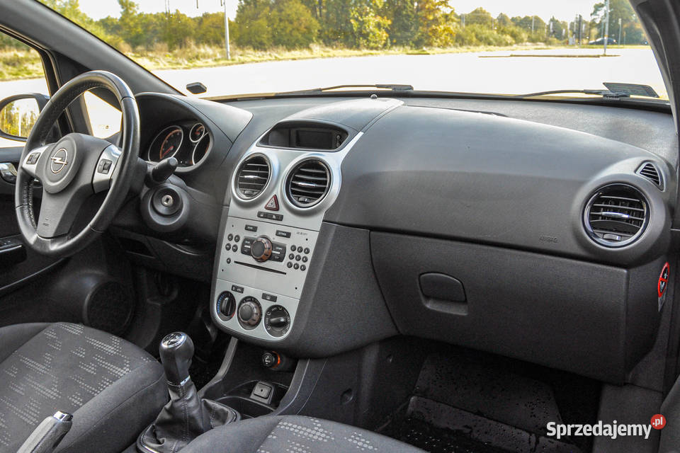 Opel Corsa Lift 2011 r Bezwypadkowy Wrocław