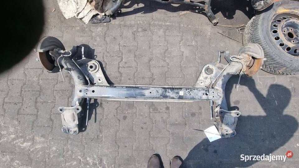 BELKA SANKI TYŁ SKODA OCTAVIA III 5Q0501115