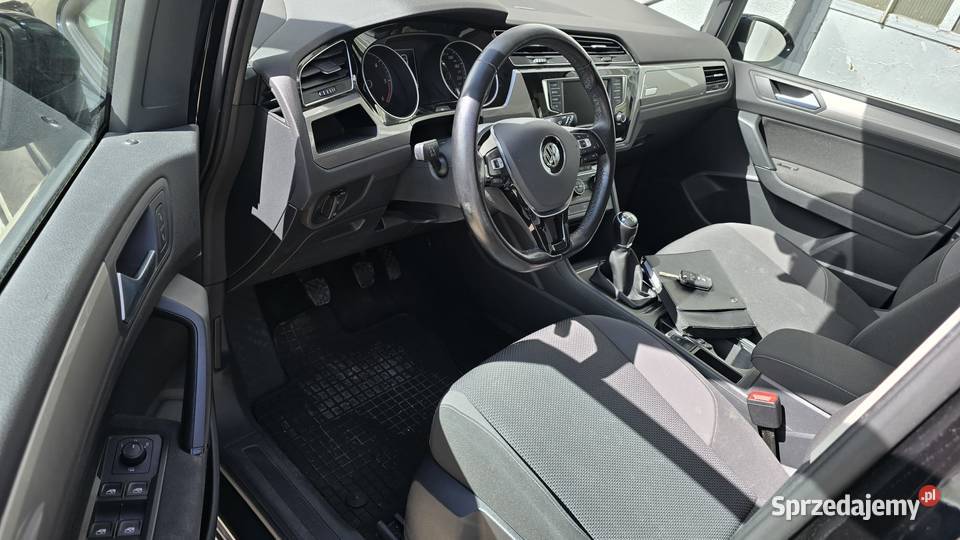 Volkswagen Touran 16 TDI SCR Nowy Świętów