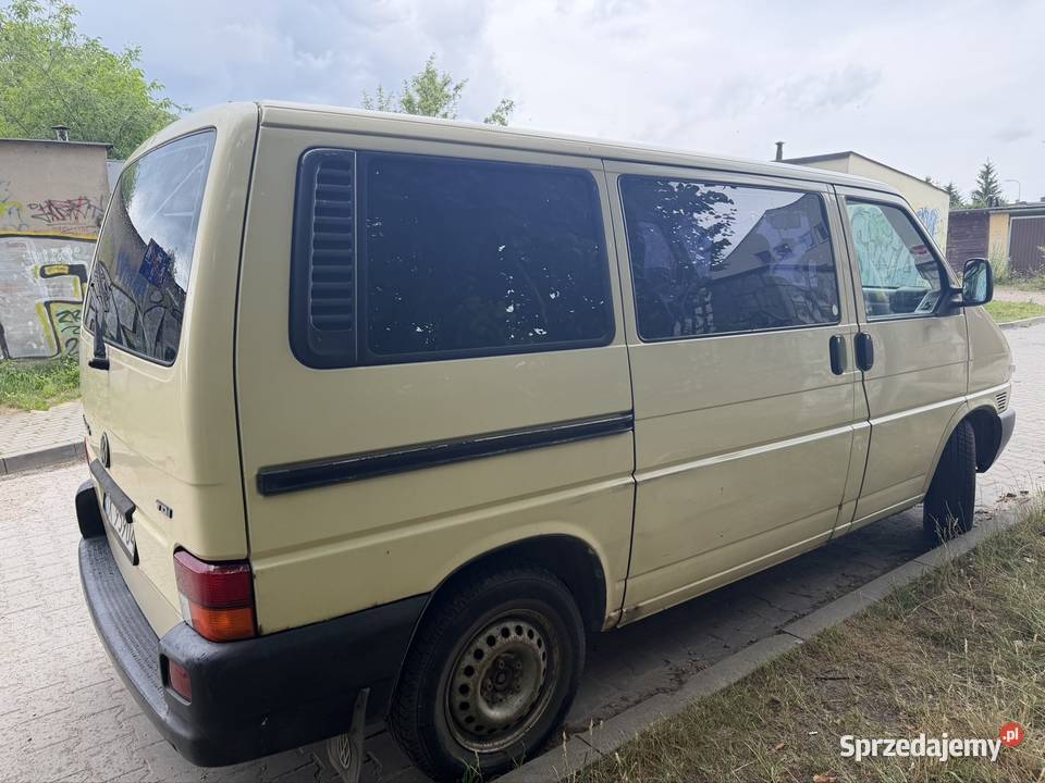Volkswagen Transporter T4 25TDI 9 osobowy 2002 świętokrzyskie Kielce