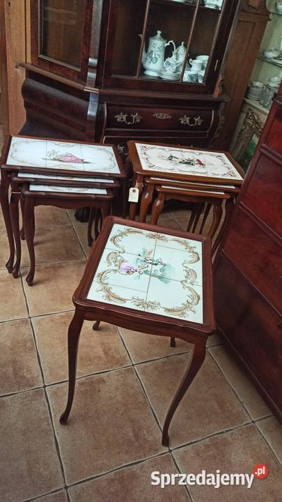 Stolik kafle na blacie Scena dworska Styl