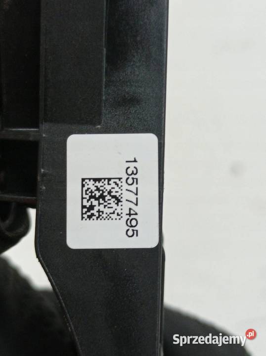 KLAMKA ZEWNĘTRZNA PRAWA PRZÓD Z10A 13577495 Opel