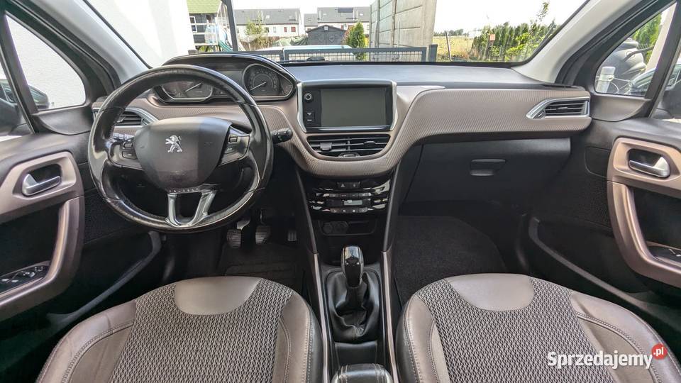 Sprzedam Peugeot 2008 produkcji 2013