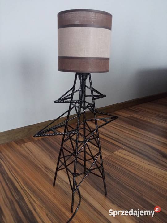 Lampka słup energetyczny