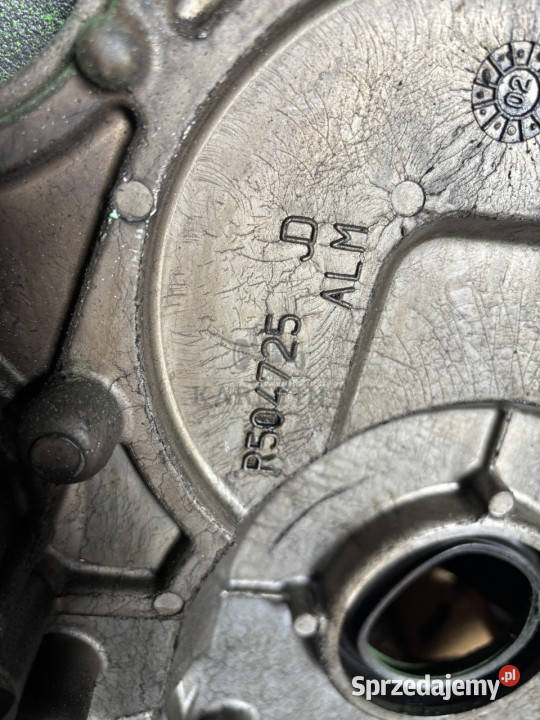 John Deere wiele modeli osłona rozrządu R504725 Jastrzębniki