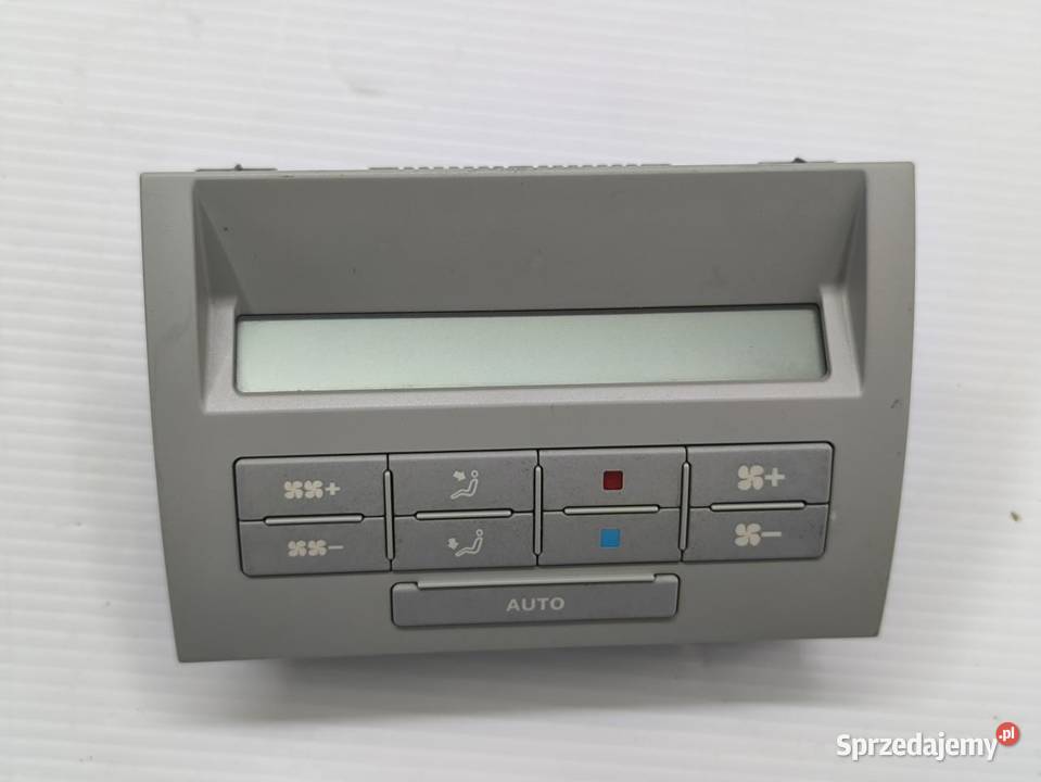 PANEL STEROWNIA NAWIEWU TYŁ VW T5 MULTIVAN