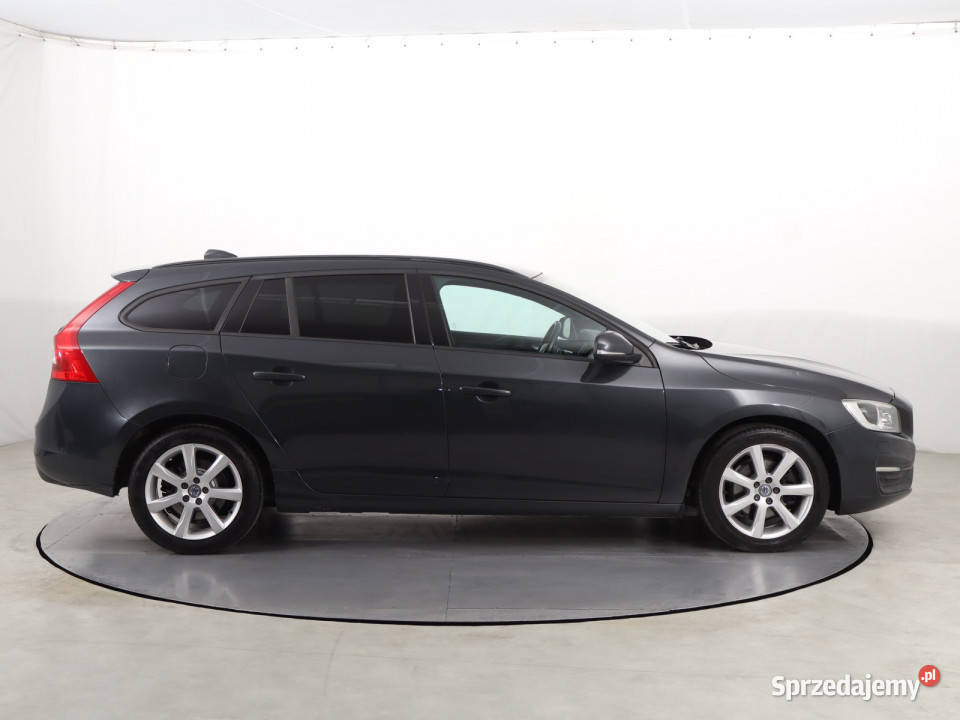 Volvo V60 D3 20 Rok produkcji 2016 Katowice