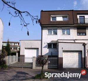 dom z ogródkiem garaże pomieszczenie gospodarcze Poznań
