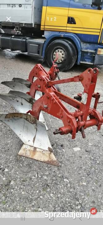 Pług 3 skibowy na zabezpieczeniu Bęczków