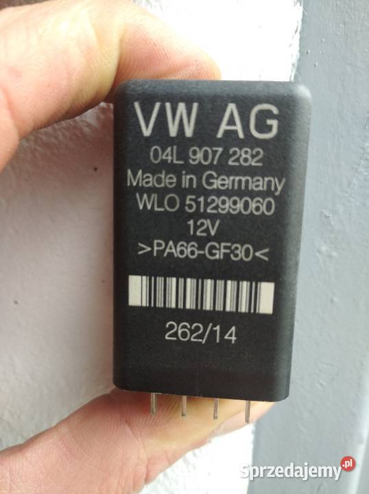 Przekaźnik Sterownik świec żarowych 04L907282 osobowe sprzedam