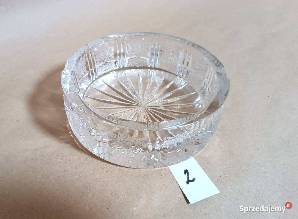 Popielniczka kryształowa waga 22