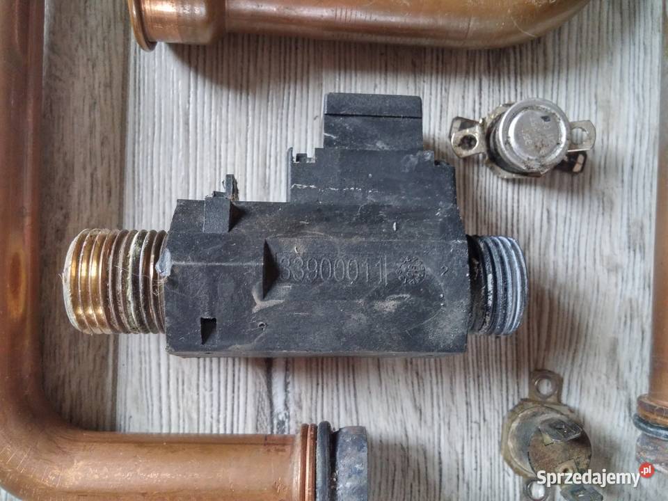 Rurki Przyłącza Spinki VIESSMANN VITOPEND 100 W Pozostałe Siemianowice Śląskie