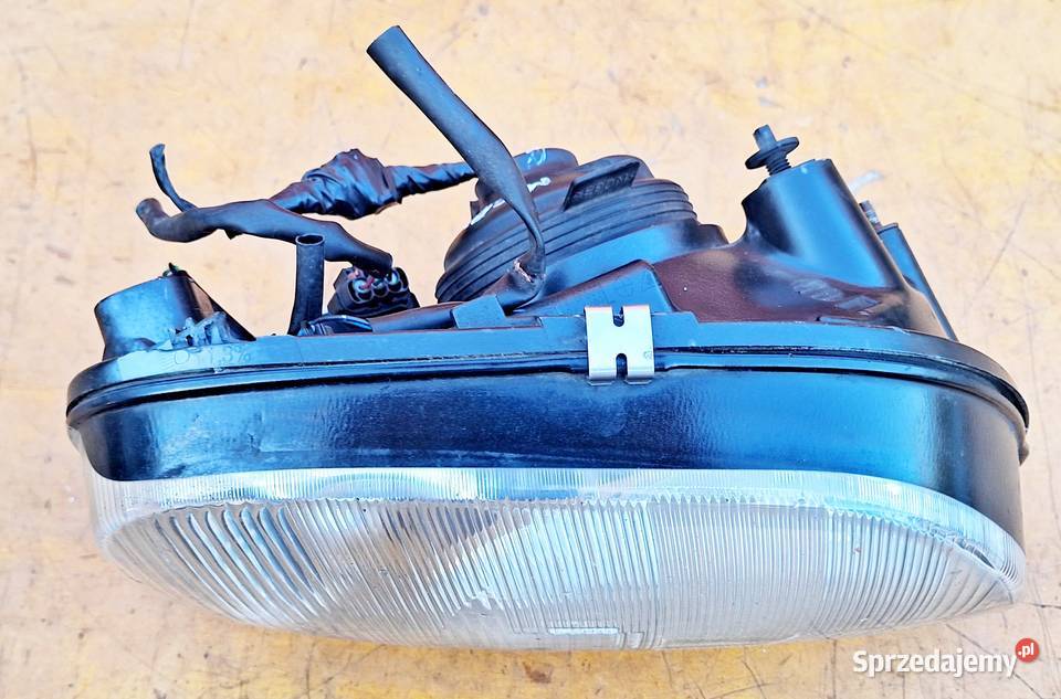 NISSAN MICRA K11 LIFT REFLEKTOR PRAWY lampy przednie Radom