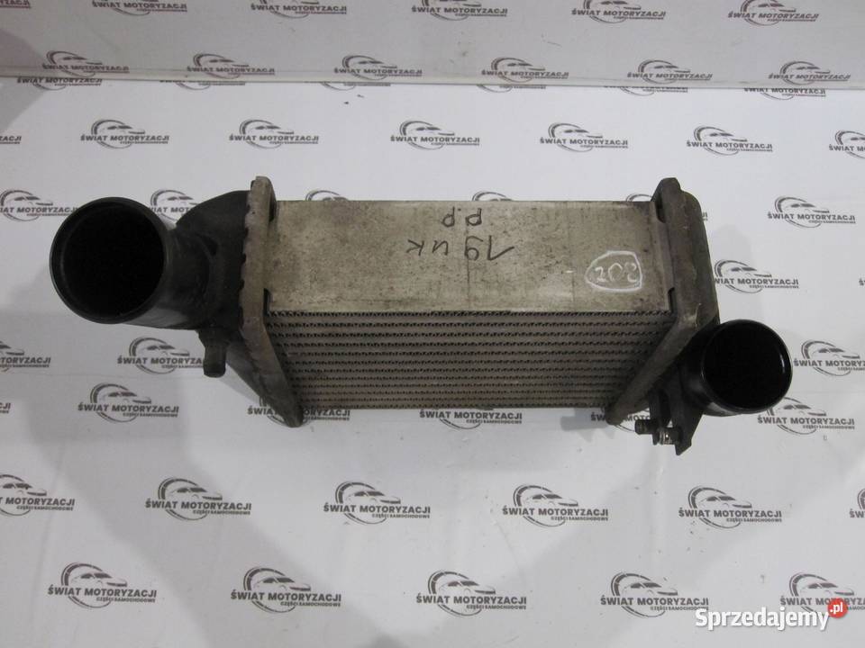 AUDI A4 S4 B5 99r 27 BiTurbo intercooler prawy