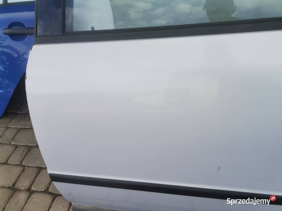 VW PASSAT B5 SEDAN DRZWI LEWY TYŁ LB7Z małopolskie Nowy Sącz