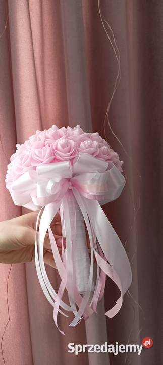 Bukiet komunijny bukiet róż piankowych