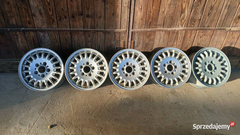 Felgi BMW 15 STYLING 13 Średnica 15" Samochodowe Jaksice sprzedam