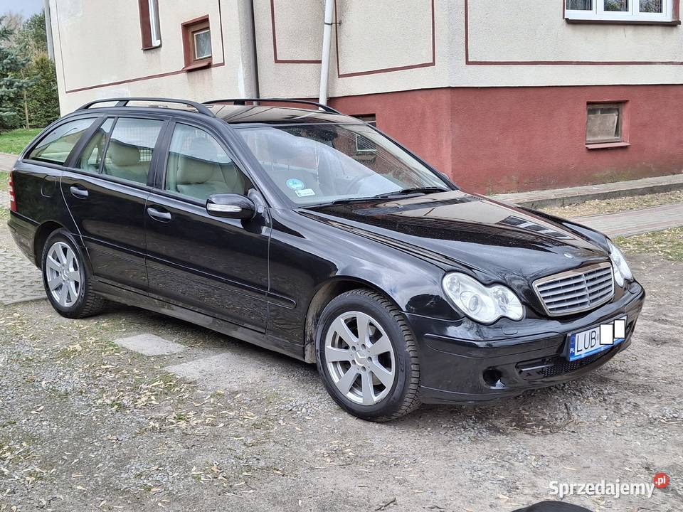 Mercedes CKlasa 2007 22 CDI wielofunkcyjna kierownica Chodel