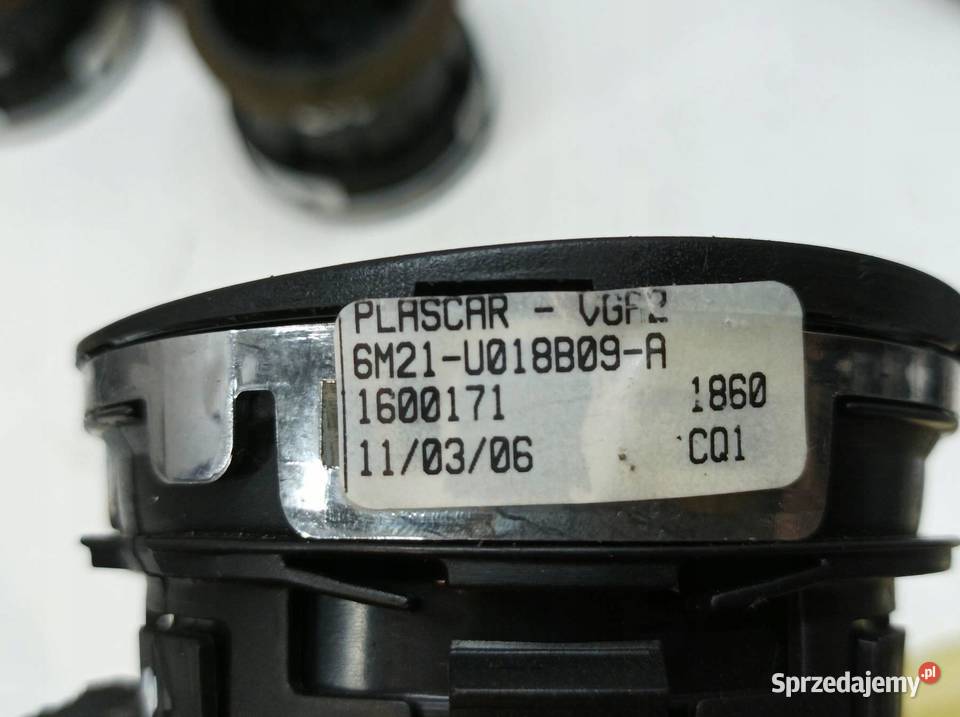KRATKI NAWIEWU LEWA PRAWA KOMPLET DESKI MK1 Rok produkcji 2006