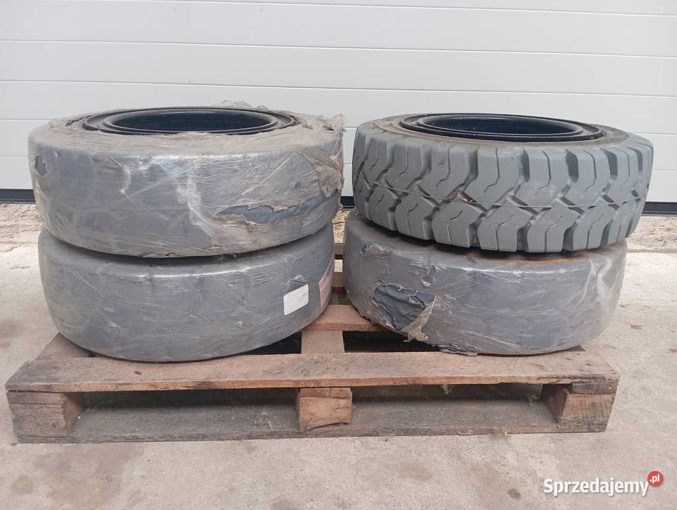Koła pełne 28x915 Toyota 30 serii 5 6 7 8 mazowieckie Błędów sprzedam