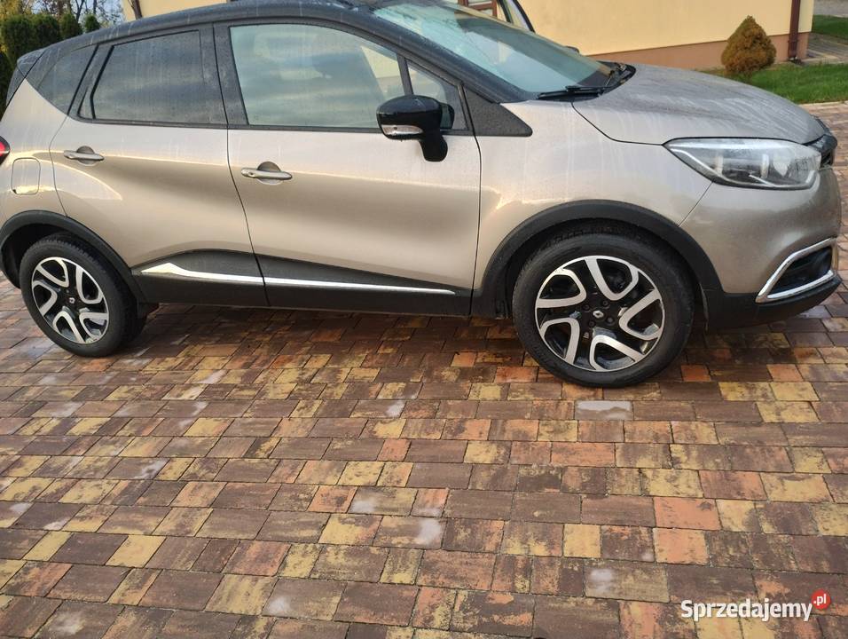 Sprzedam Renault Captur 15dci 2015r garażowany Komarówka Podlaska sprzedam