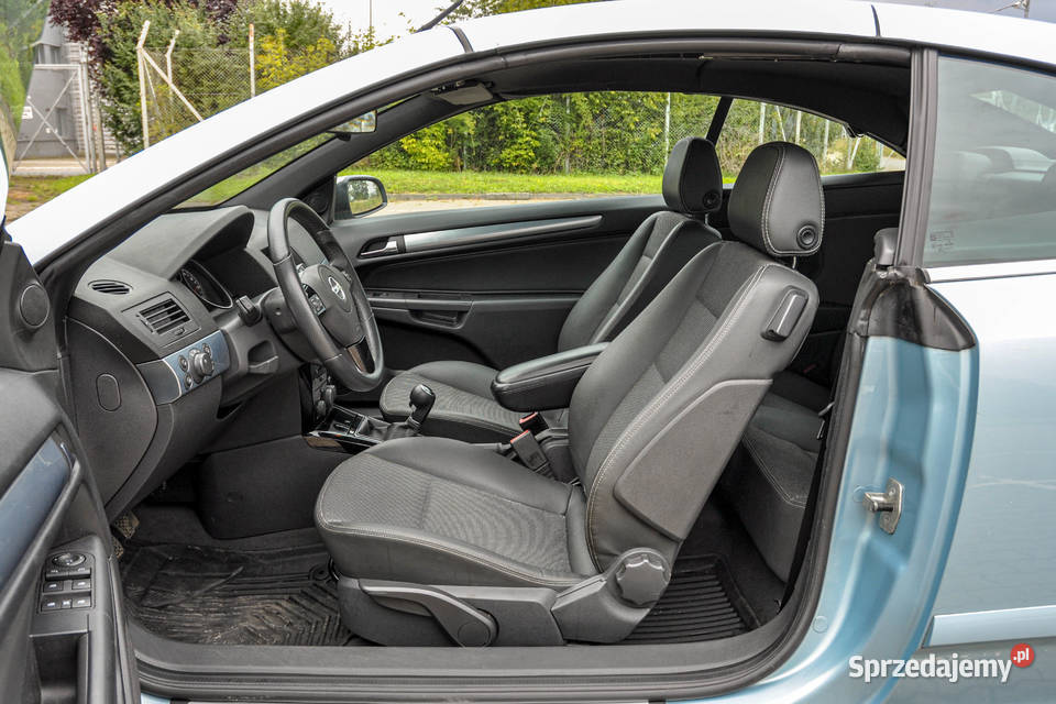 Opel Astra 16 2009r Lift Cabrio Bezwypadkowy Wrocław