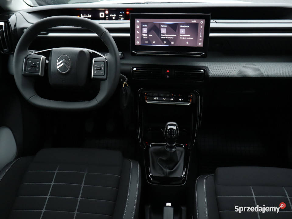 Citroen C3 12 Turbo asystent pasa ruchu