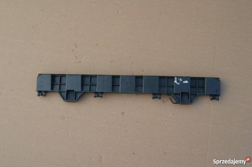 MERCEDES C KLASA W204 WZMOCNIENIE ZDERZAKA TYŁ Bieleń