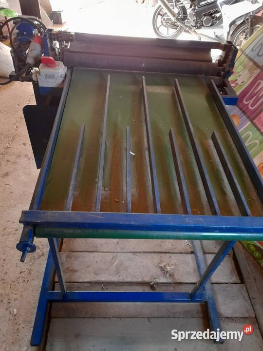 Łuskarka do bobu taśmowa automatyczna