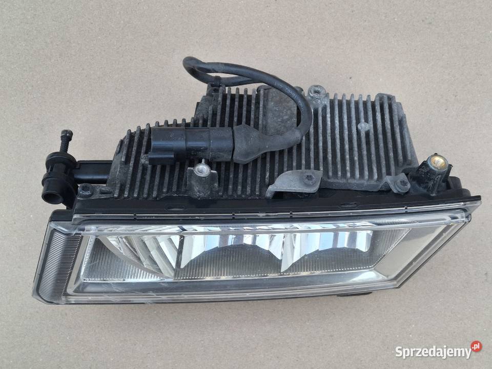 SCANIA R S HALOGEN LED LAMPA PRZECIWMGIELNA Bieleń