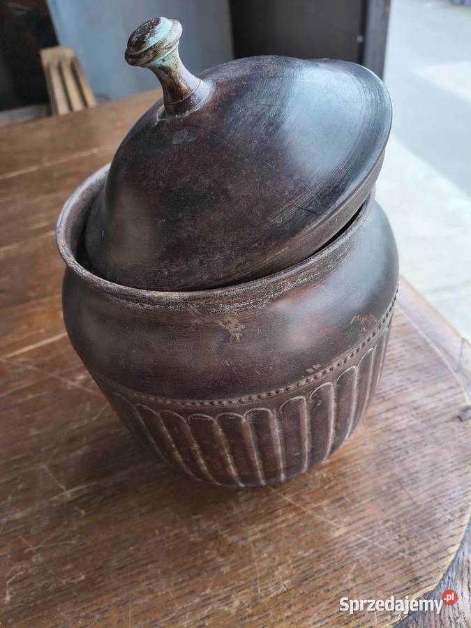 Dwa pojemniki na tyton mazowieckie Wiązowna