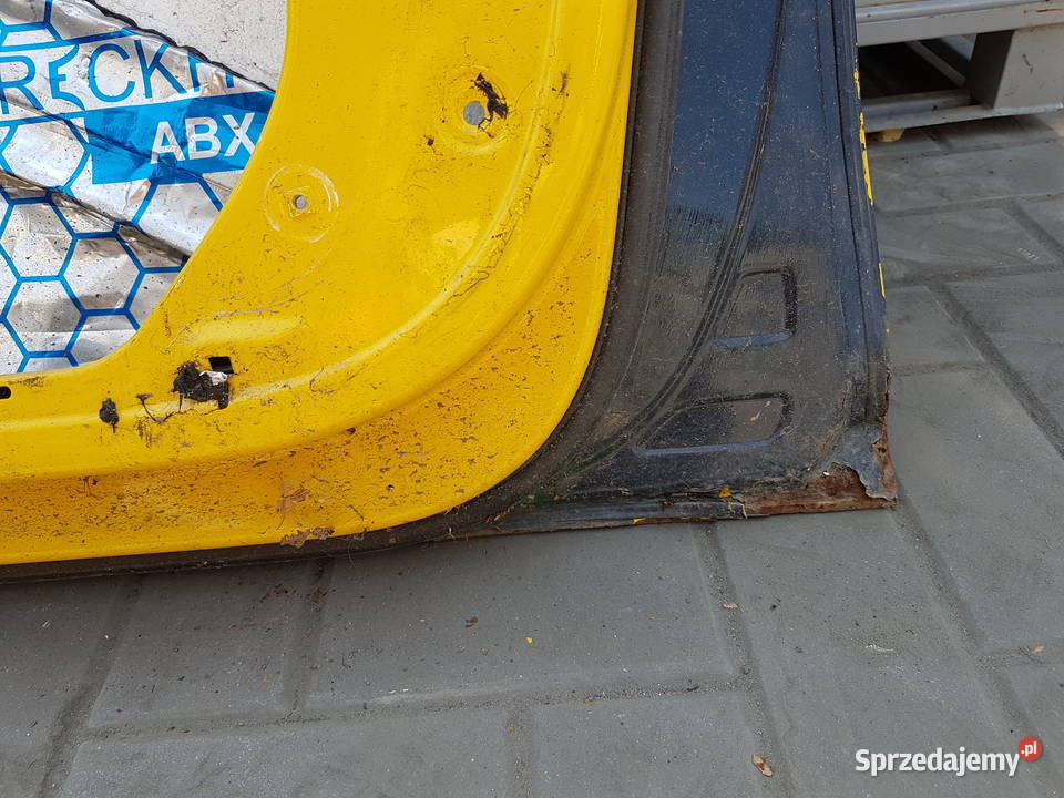 VW CADDY 2K0 2007 2006 2005 DRZWI PRAWE PRZOD osobowe