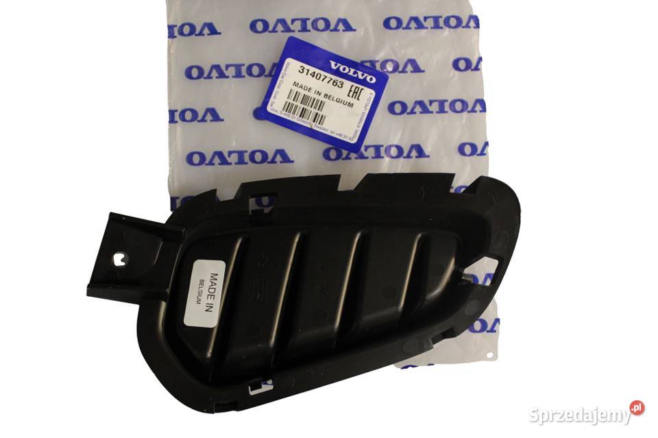 VOLVO V40 przednia prawa kratka zderzaka przod