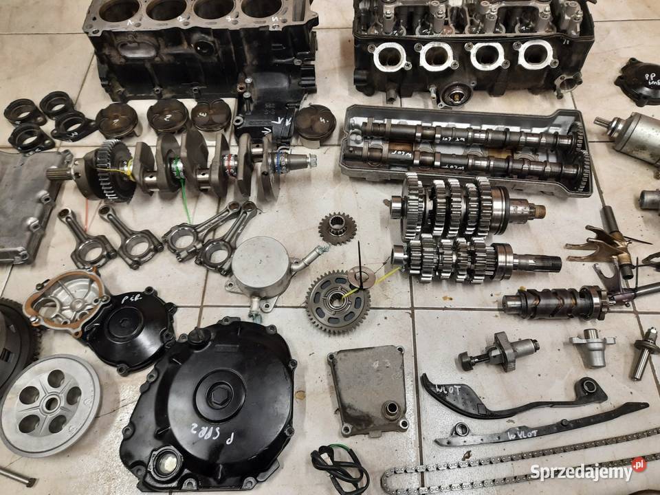 Suzuki GSR 600 silnik części głowica cylinder Jelenia Góra