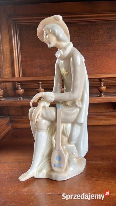 Figurka Grajek Siedzący Casades Valencia Made in Gdańsk