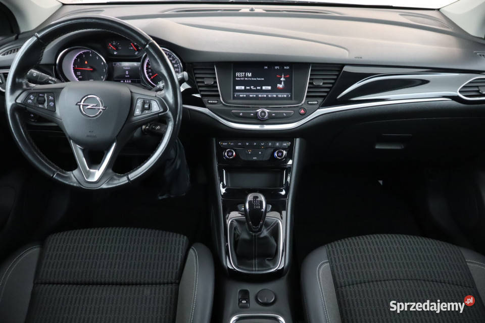 Opel Astra 12 Turbo czujnik deszczu