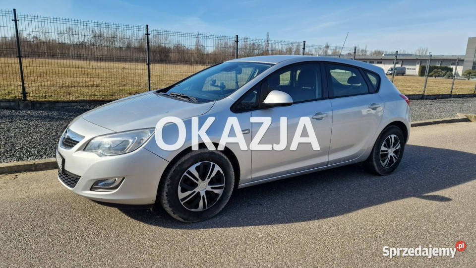 Opel Astra J FILM 148 2012r 17CDTi Klima Isofix centralny zamek łódzkie