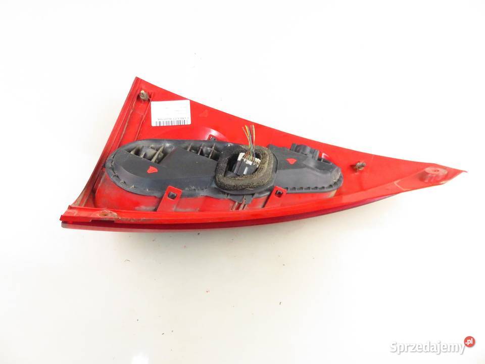 LAMPA PRAWA TYLNA PEUGEOT 107 815500H040