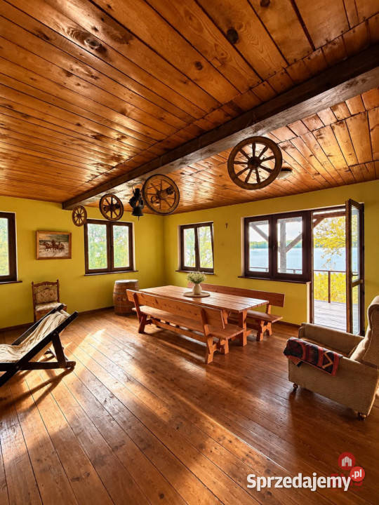 sprzedaży domu wolnostojącego Sajzy 270m2