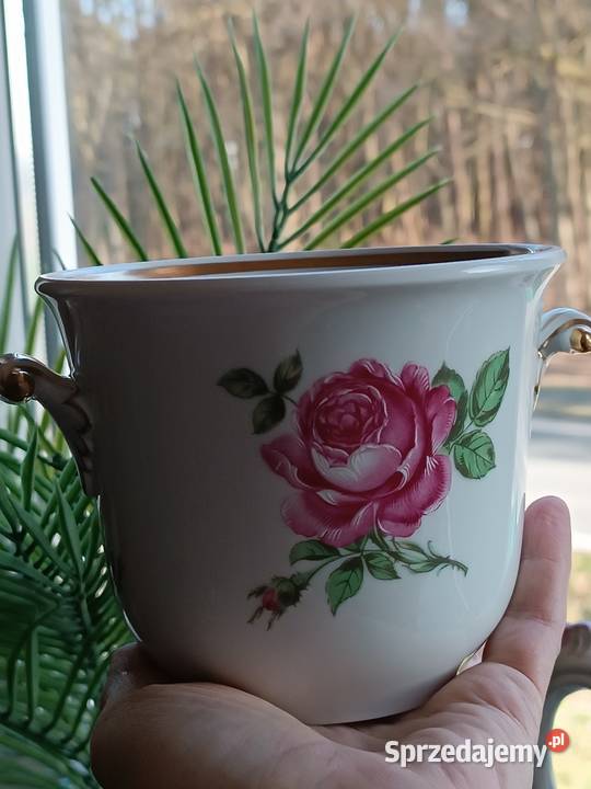 Osłonka czerwona róża sygnowana porcelana Gorlice