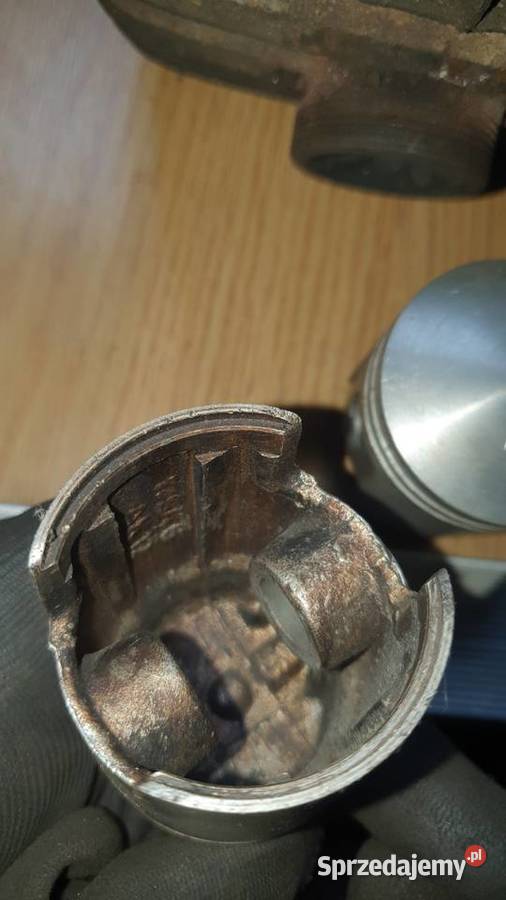 Cylinder wsk 125 nominalny plus nowy tłok Cylindry, głowice, pierścienie Dobrzejów