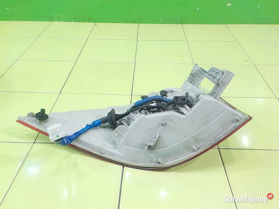 HONDA INSIGHT II 12r HB 5D lampa prawa tyl