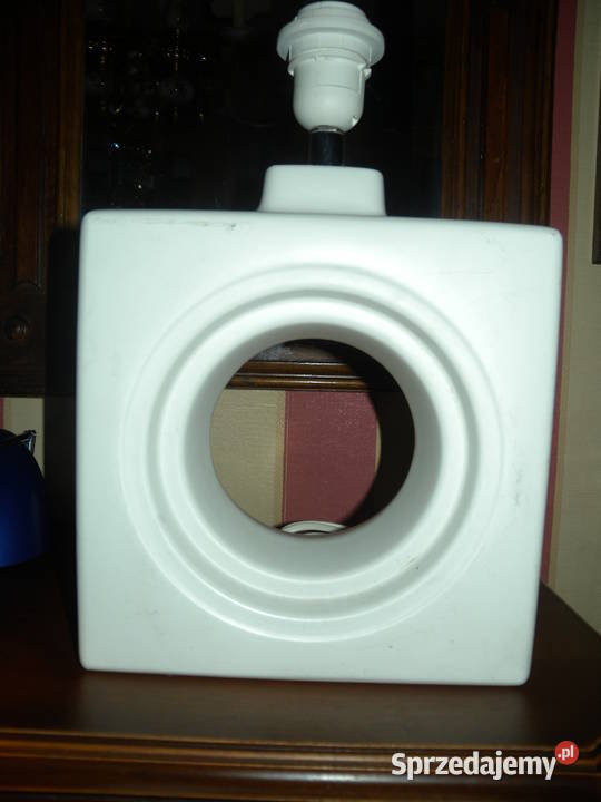 Lampa szklana biała sprzedam