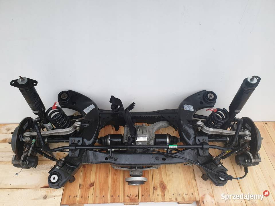 Dodge Challenger 36 V6 15 TYLNE ZAWIESZENIE TYŁ Rudka