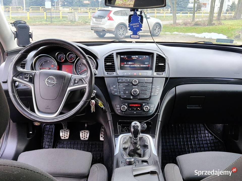 Opel Insignia sprzedam zamienie