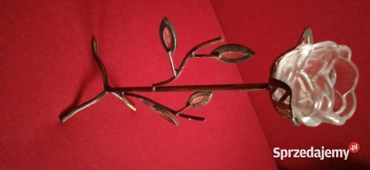 Metalowy świecznik Świdnica